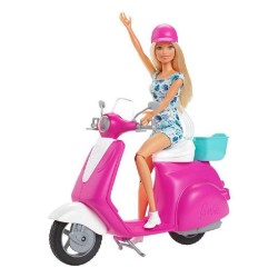Barbie con Scooter e bambola